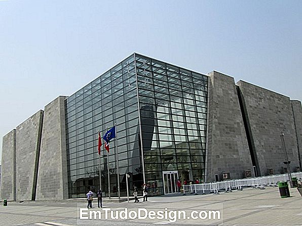 Expo Building 2019
