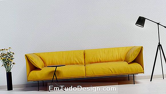 Dekorer hjemmet med flerfarvede sofa puder