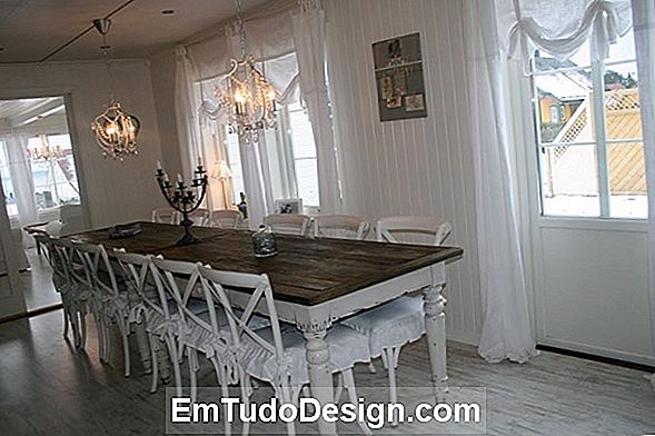 En romantisk indretning med lurvede chic stil gardiner