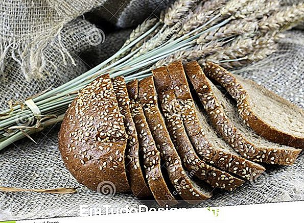 Brot auf dem Tisch