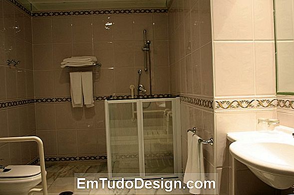 Cómo diseñar un baño para minusválidos