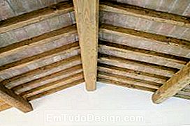 tetto con struttura in legno